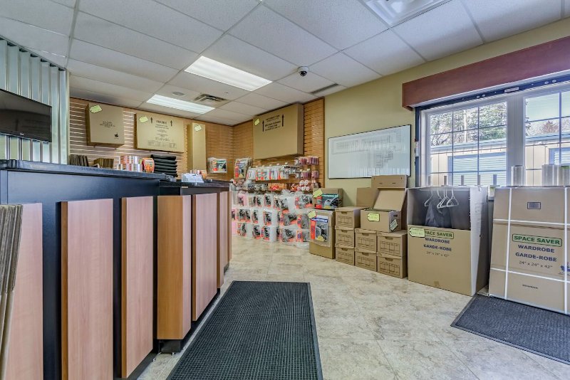 Storage Units at StorageMart - Wonderland North - 556 Wonderland Rd North, London, ON